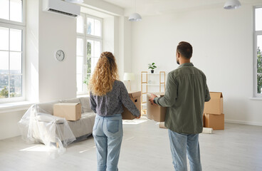 couple moving into home